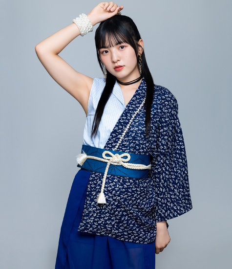 村越彩菜